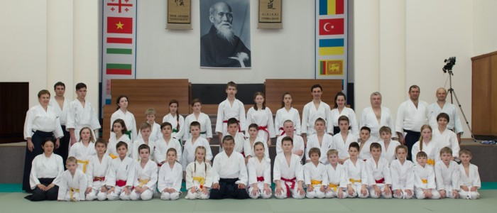 Детская тренировка с сиханом C. Сэки (8 дан) на XXV международном семинаре в Москве